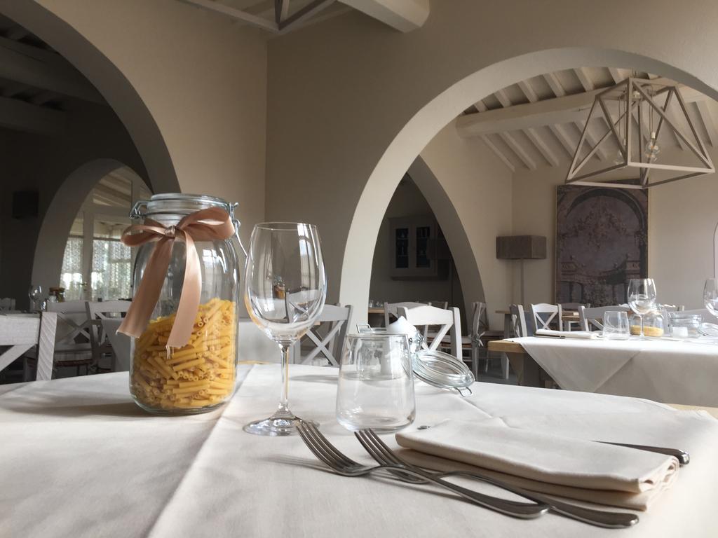 Resort Casale Le Torri ปอนซาคโค ภายนอก รูปภาพ
