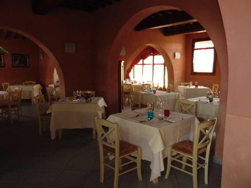 Resort Casale Le Torri ปอนซาคโค ภายนอก รูปภาพ