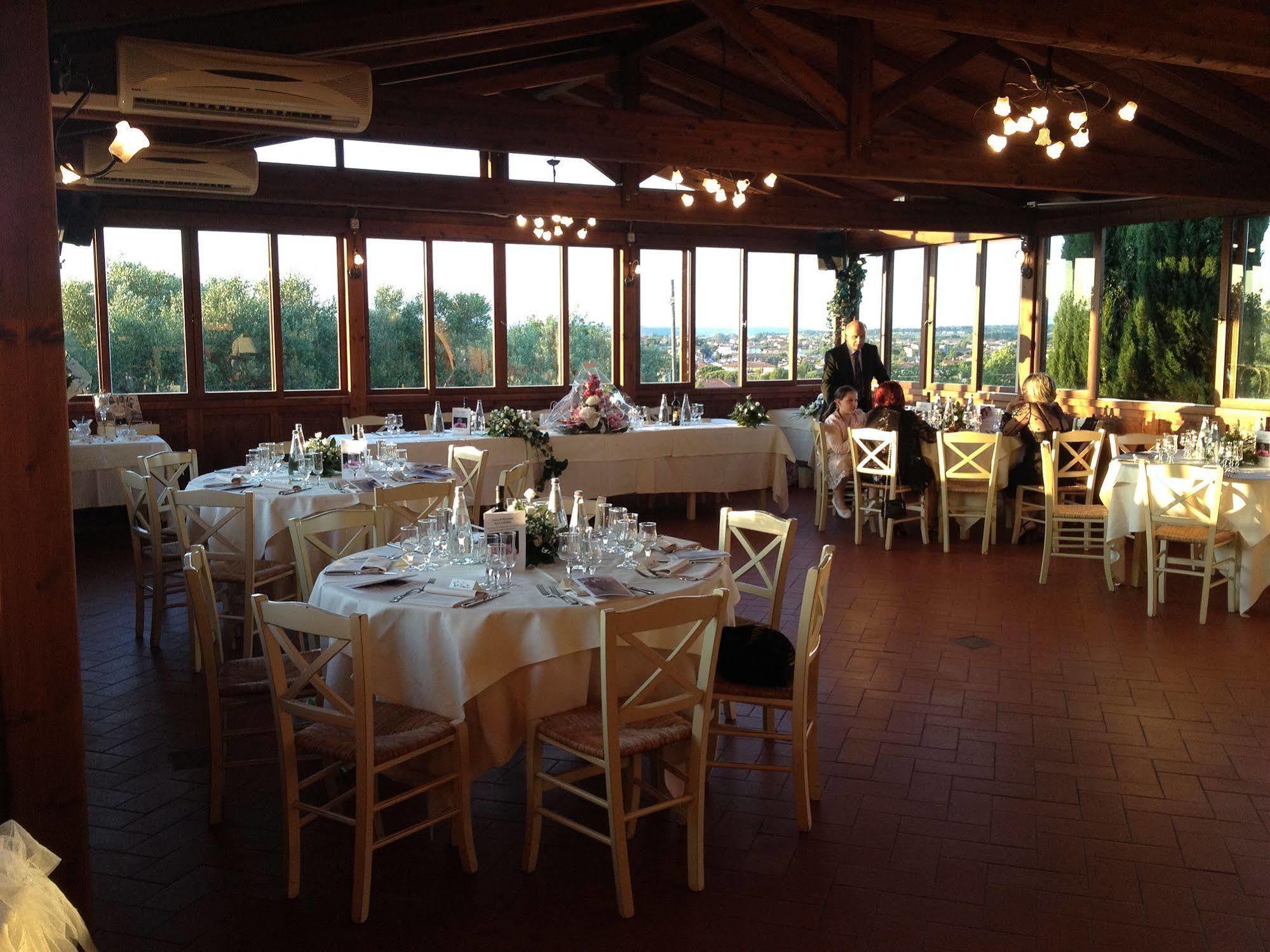 Resort Casale Le Torri ปอนซาคโค ภายนอก รูปภาพ