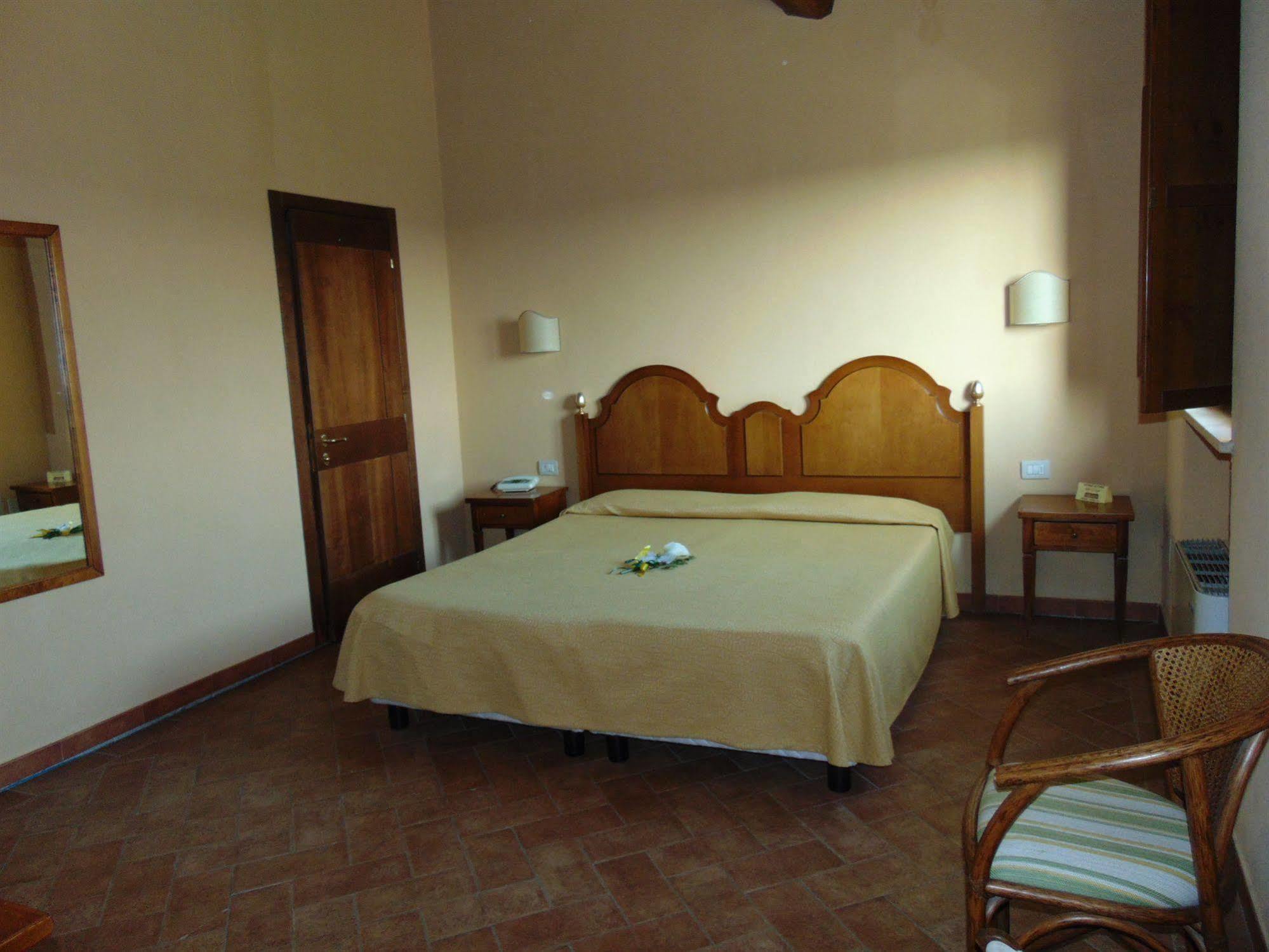 Resort Casale Le Torri ปอนซาคโค ภายนอก รูปภาพ