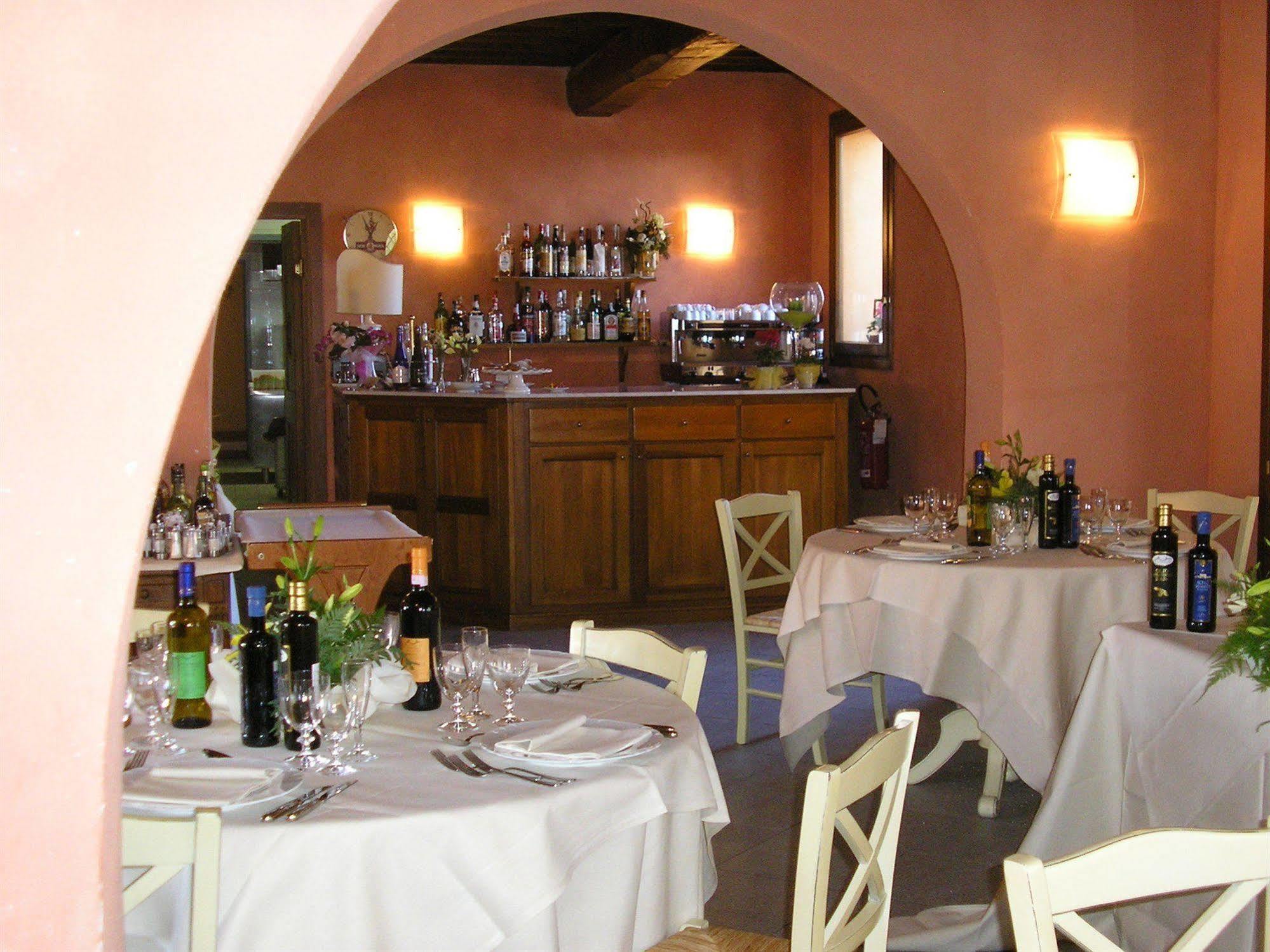 Resort Casale Le Torri ปอนซาคโค ภายนอก รูปภาพ